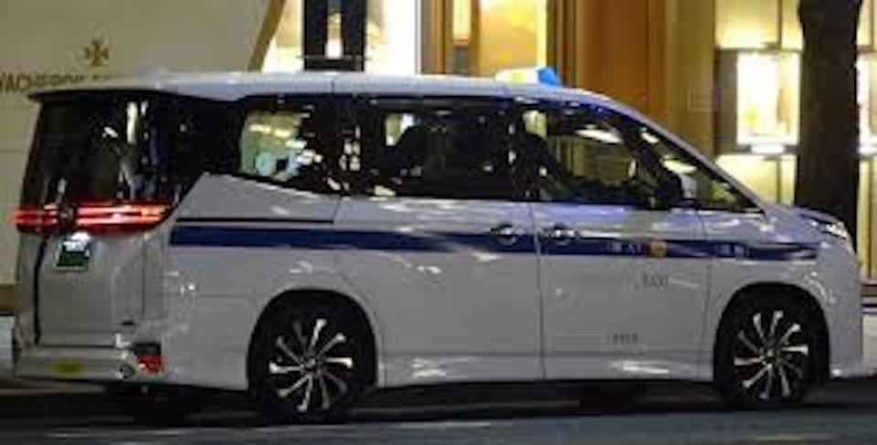 Shuttle Van Tokyo-Tour, for 4 Hours or 6 Hours+Transfer Time - Price and group size: where $312 per group can actually make sense