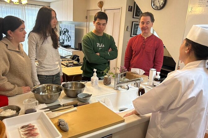Sushi Cooking Class: AKEMI's SUSHiKiTCHEN in Tokyo - Meet Akemi in a Shibuya home kitchen (not a restaurant)