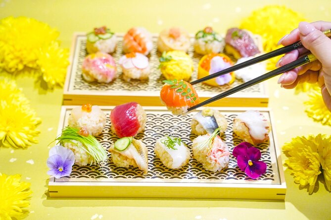 Sushi Making Experience in Shinjuku【Temari】 - Making temari-zushi: technique tips for round, neat bites