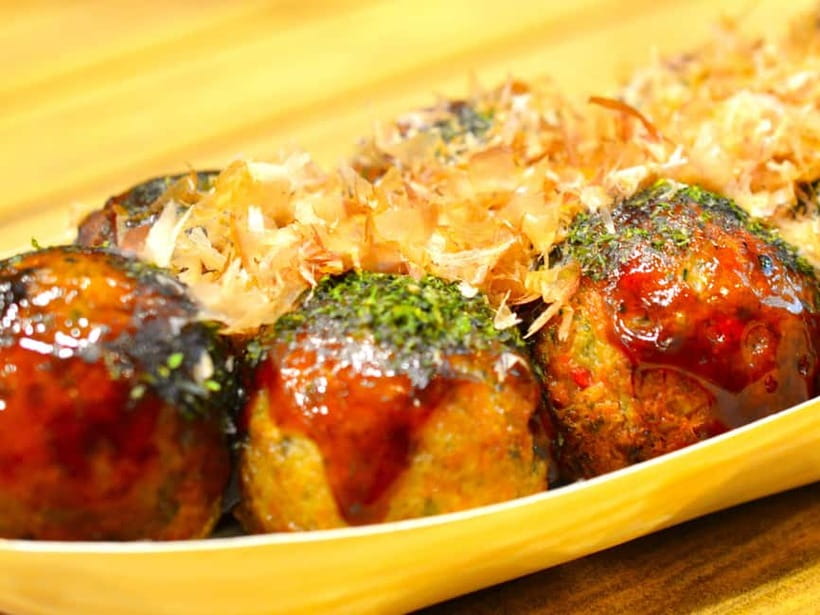 Takoyaki cooking experience in Kabukicho, Shinjuku - Inside the Kitchen: How Takoyaki Really Works