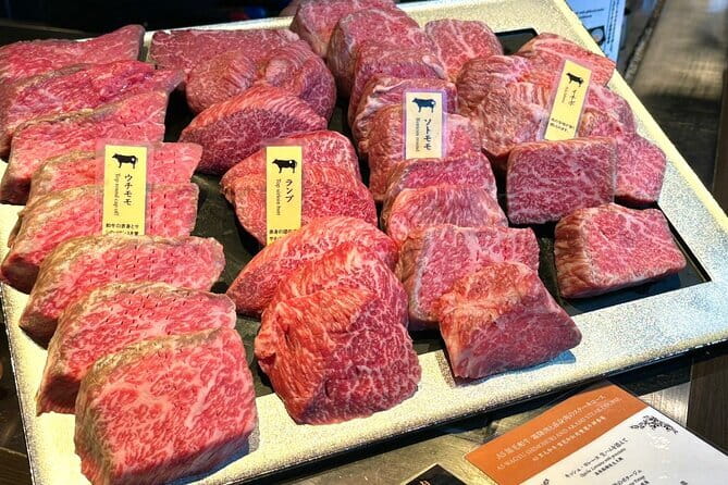 The Premium A5 Wagyu Tour in Shinjuku – With Free-Flow Drinks - Key highlights at a glance