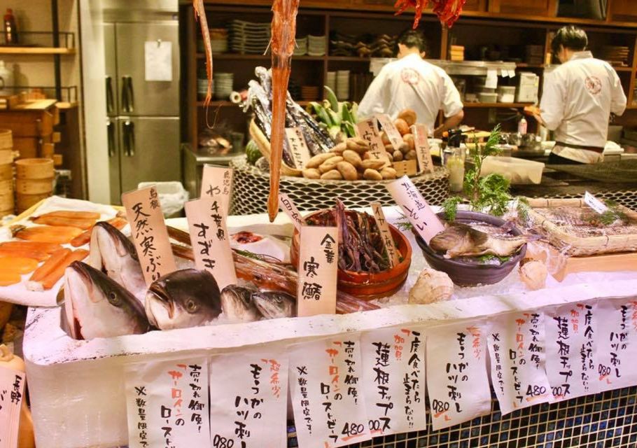 Tokyo: Allstar Food Tour - Meeting at Ginza Wako: easy to find, but arrive early