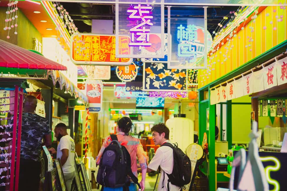 Tokyo: Asakusa Photogenic Night Walk with 1 drink - Nakamise Street at Night: Classic Without the Chaos