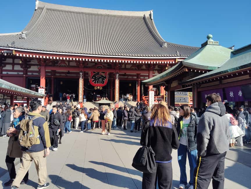 Tokyo: Asakusa & Senso-ji Temple 1.5-Hour Guided Tour - Nakamise Shopping Street: where the souvenirs make sense after the temple