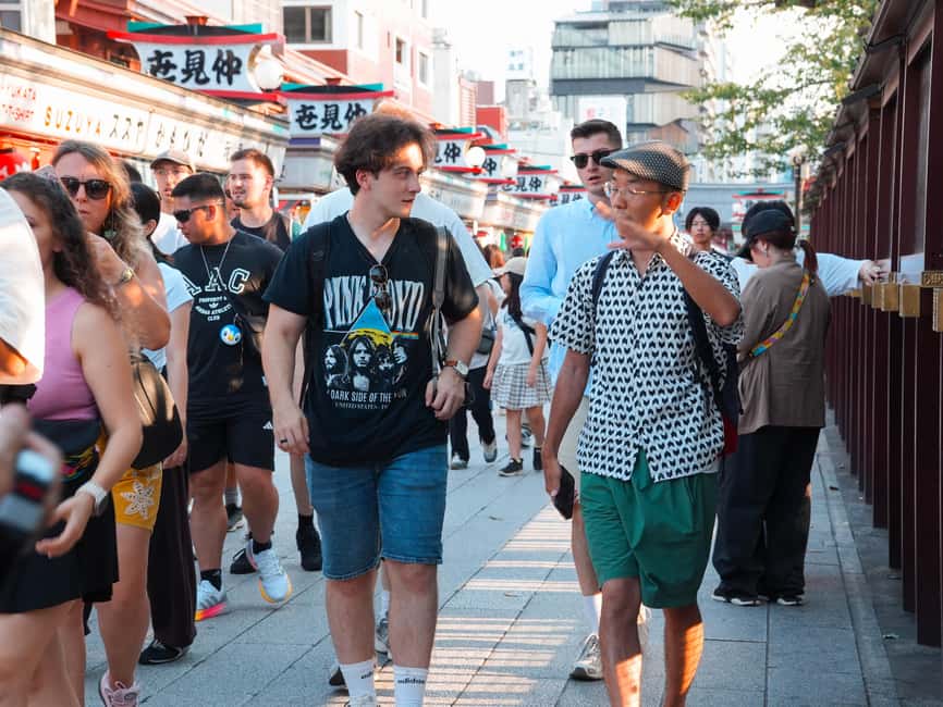 Tokyo: Asakusa & Tokyo’s Oldest Temple Senso-ji Walking Tour - Getting the most out of it: small moves that change the whole experience