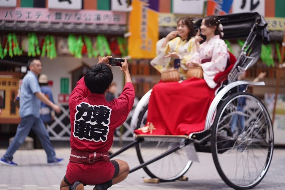 Tokyo: Asakusa tour by rickshaw - Why this rickshaw ride feels so practical in Asakusa
