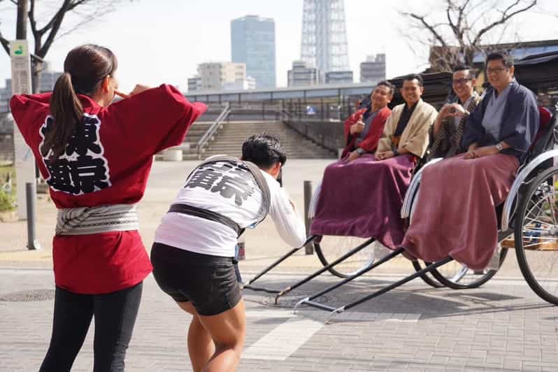 Tokyo: Asakusa tour by rickshaw - Photo stops: how you get good shots without wrestling the crowd