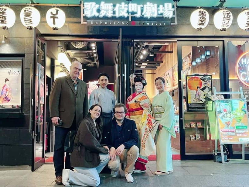 Tokyo: Authentic Japanese Dance Show ticket by professionals - Before the Dances, Between the Dances, and After: How the Night Flows