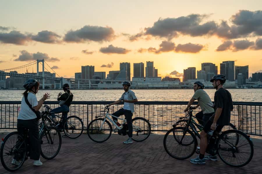 Tokyo Bay Area: Sunset Night View 3h E-bike Guided Bike Tour - Who should book this tour (and who should skip it)