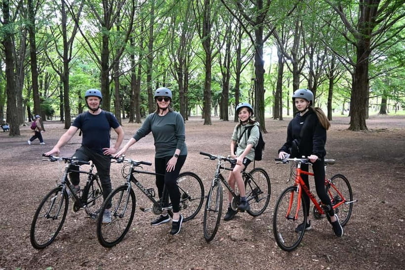 Tokyo Bike Tour: Shibuya, Harajuku & Hidden Gems - Bikes, helmets, and the rules of the road