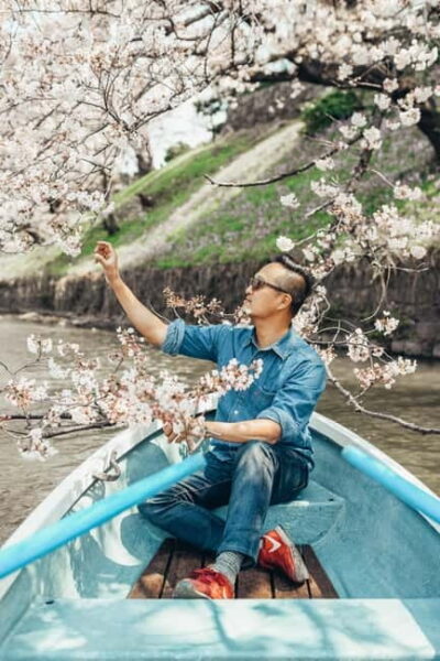 Tokyo Cherry Blossom Express Tour with Boat Ride - The 6-hour route: from Koishikawa to Ueno to the moat walk