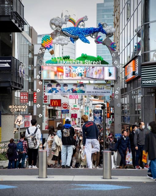 Tokyo Customizable Private Tour by Car & Van - Tokyo Tower: quick perspective, strong photo value