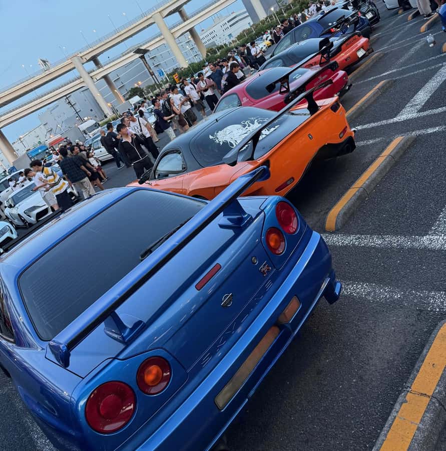 Tokyo: Daikoku PA & Shibuya Private Tour in a WRX STI - Wangan Expressway and Tokyo Bayside Line: City Lights With Speed Feel