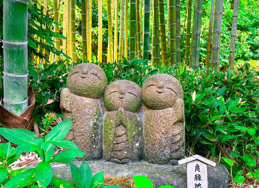 Tokyo: Day Trip to Kamakura in Spanish - Spanish - Kotoku-in: meeting the second-largest bronze Buddha in Japan