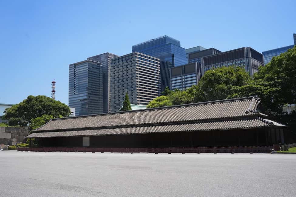 Tokyo: Edo Castle and Imperial Palace Guided Walking Tour - Honmaru (Main Hall) Site: Where the Tokugawa system comes into focus