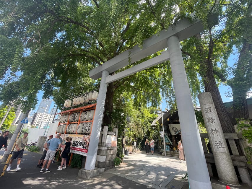 Tokyo: Explore Authentic Japanese Food Culture at Tsukiji - The guide experience: small group energy and the Haruka effect