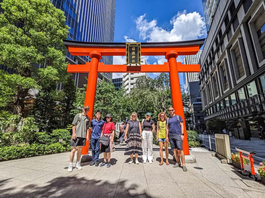 Tokyo Food Tour: The Past, Present and Future 11+ Tastings - Ginza & Yurakucho: eating like salarymen under the tracks
