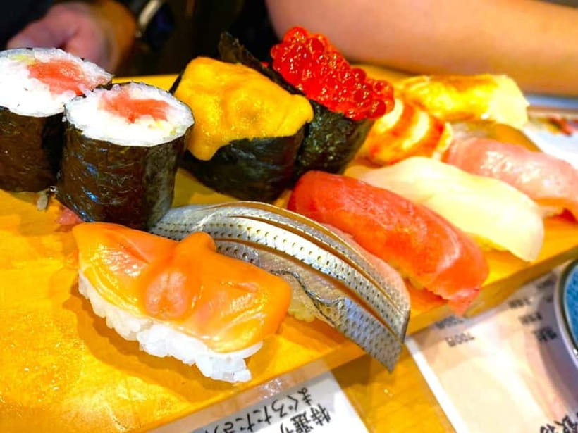 Tokyo: Full Course Tour: Explore 10 Must-Sees & Hidden Gems - Shibuya Icons: Hachiko and the Scramble Crossing Without Panic