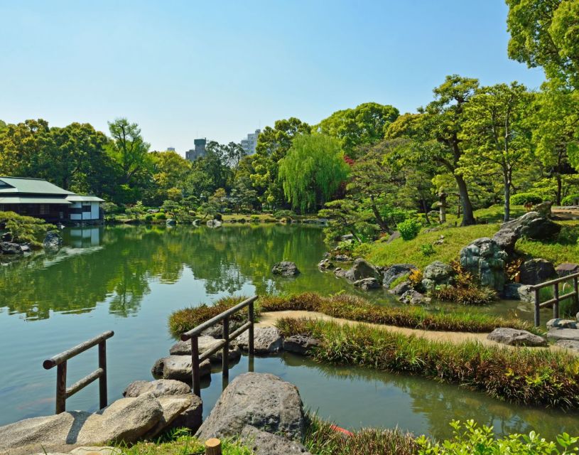 Tokyo: Full-Day Japanese Garden Private Guided Tour - Imperial Palace garden: your morning starts in a controlled calm