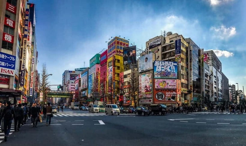 Tokyo: Guided Exploration with a Private Driver - Shibuya Crossing and the quick street-level reality check