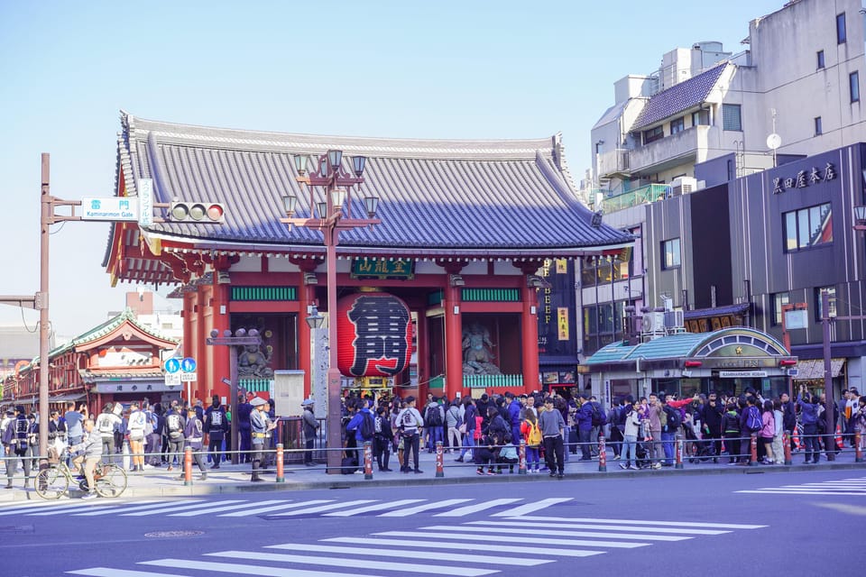 Tokyo: Hidden Gems Guided Bike Tour with Lunch - Lunch in Ryogoku: a real break, not just a break in name