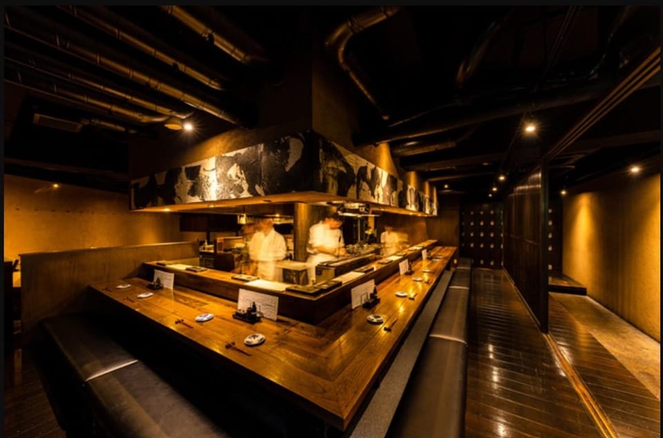Tokyo: Izakaya Bar Experience at Kuuraku Ginza Reservation - The drink pairing: seasonal sake and wine, not just water