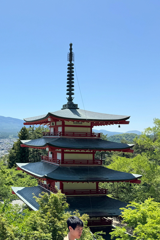 Tokyo: Mount fuji & Hakone Private Day Tour - Lake Ashi photo stop: a quieter change of pace near Hakone-area scenery