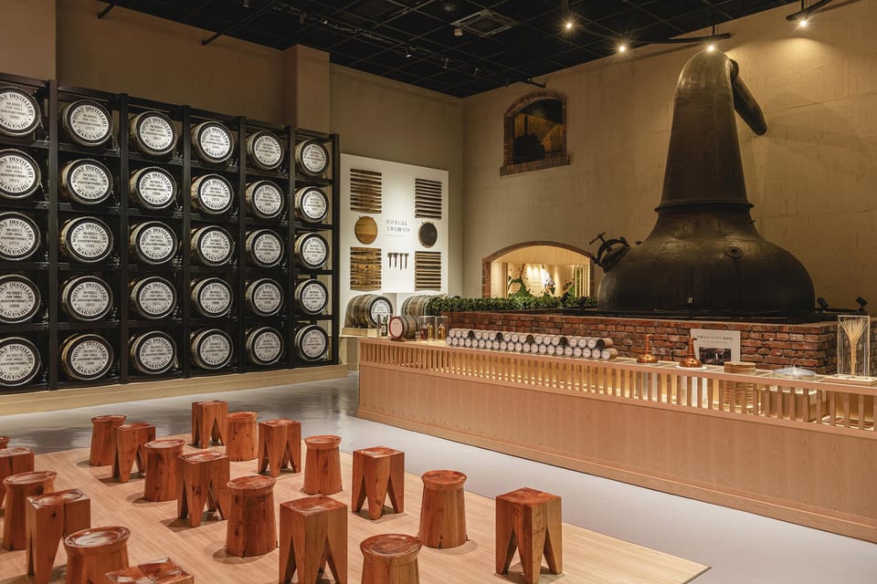Tokyo: Mt. Fuji 5th St. & Hakushu Distillery Whisky Museum - Guide + small-group feel: the human part matters