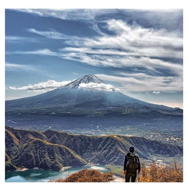Tokyo: Mt-Fuji & Hakone Private Custom Tour English Driver - Chureito Pagoda: The Fuji View Postcard Moment