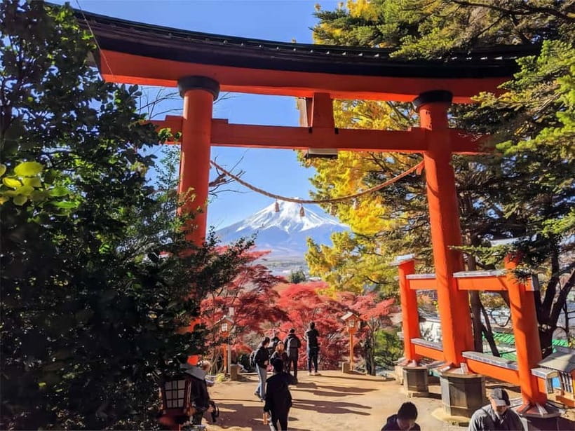 Tokyo: Mt. Fuji & Lake Kawaguchi Instagram Full Day Trip - The long bus ride: timing, group size, and a smooth day (or not)