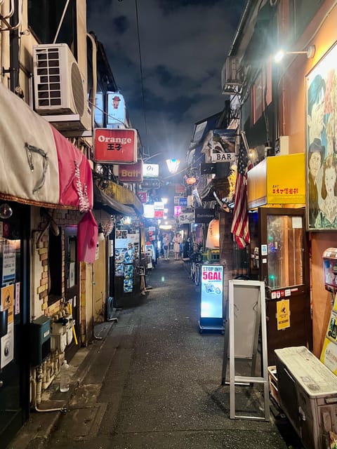 Tokyo Night Drive Wangan Expressway and Daikoku PA - Daikoku PA: car spotting at Japan’s tuning crossroads
