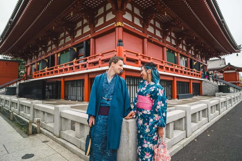Tokyo Photoshoot Tour with a Local Photographer - Parks and quieter light: Shinjuku or Hamarikyu when you want calm