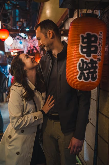 Tokyo Photoshoot Tour with a Local Photographer - Meeting Marvin at the police box start
