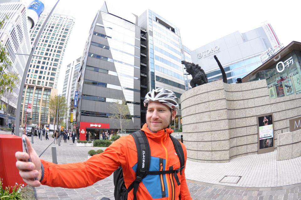Tokyo: Private Cycling Tour with cute E-bike - Timing, pickup, and comfort in real Tokyo traffic
