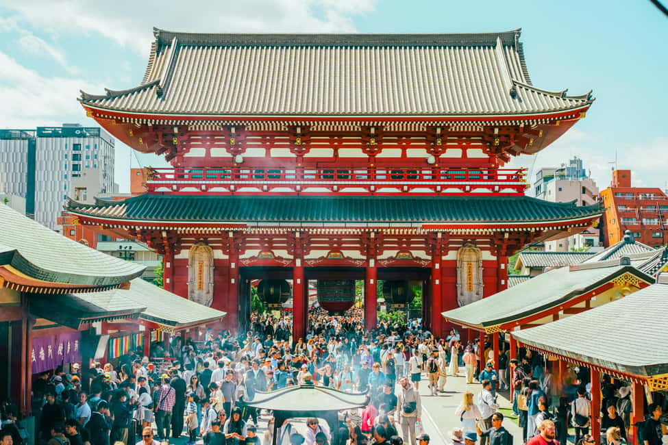 Tokyo Private Local Walking Tour (Must See Places in 1 Day) - Photos and pacing: how to get memories without feeling rushed