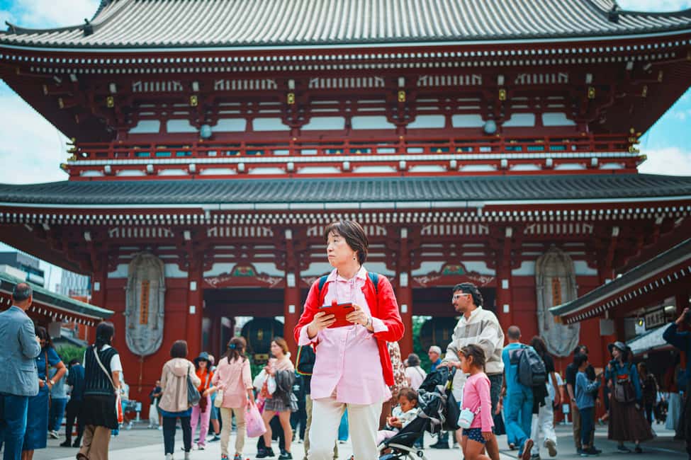 Tokyo Private Local Walking Tour (Must See Places in 1 Day) - FAQ