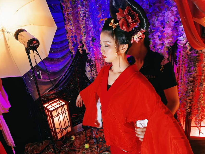 Tokyo: Private Makeover Photography Studio in Luxury Kimono - Hair and Makeup That Works for Photos (not just for a mirror)