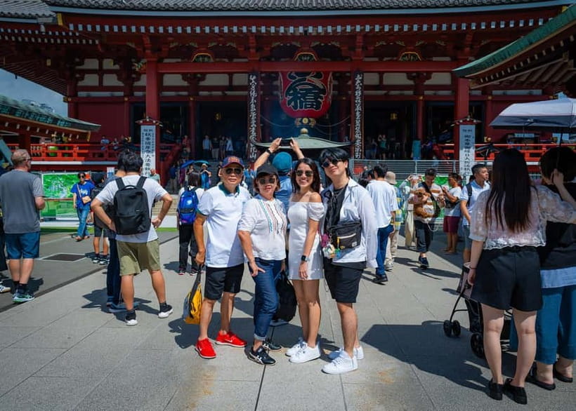 Tokyo: Private Photo Shoot with a Professional Photographer - Why Asakusa, Shinjuku, and Shibuya in one private session makes sense