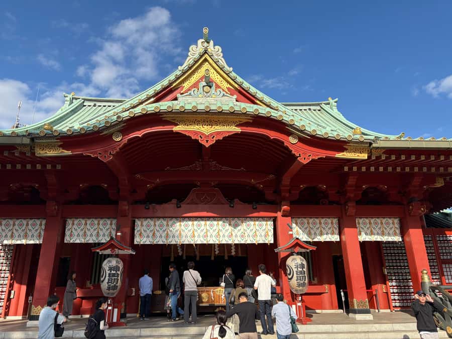 Tokyo: Private Shinto Shrines Tour by Car with Local Guide - The role of your English-speaking guide (including Oishi)