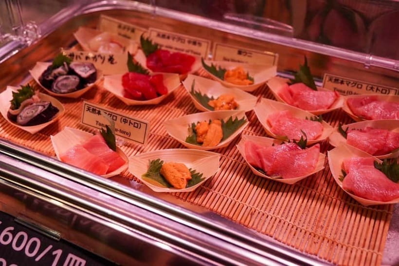 Tokyo: Private Tsukiji Street Food & Sake with Local Guide - Key things to know before you go
