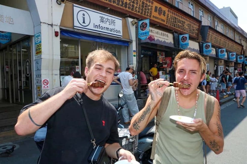 Tokyo: Private Tsukiji Street Food & Sake with Local Guide - Who this tour fits best