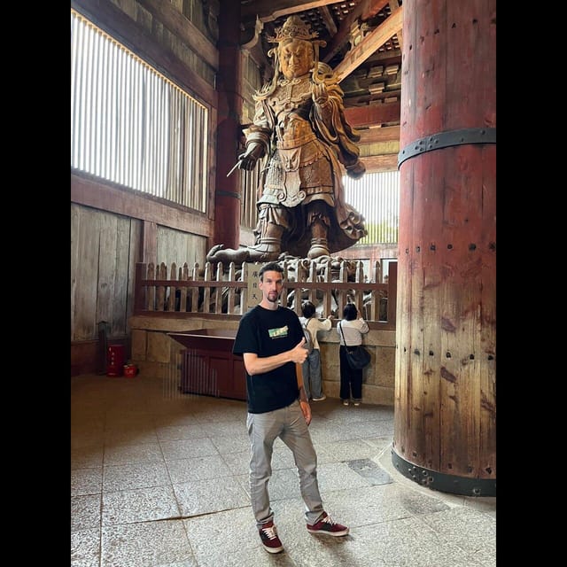 TOKYO Private visit guide Speaking French - Meeting your French guide Clément and getting oriented