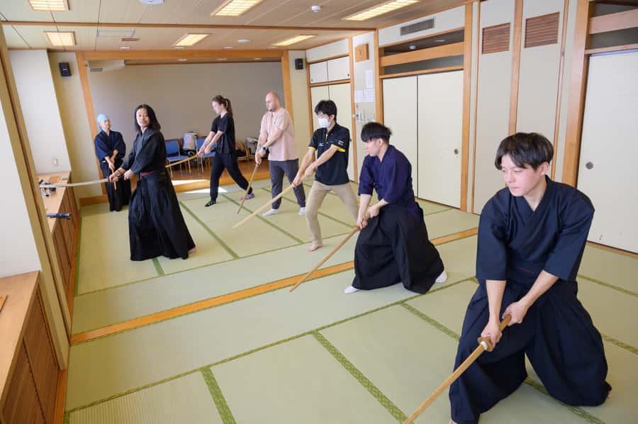 Tokyo: Samurai Adventure! Authentic Sword Experience - A Samurai Workout in Central Tokyo: Studio ICHI to the Dojo