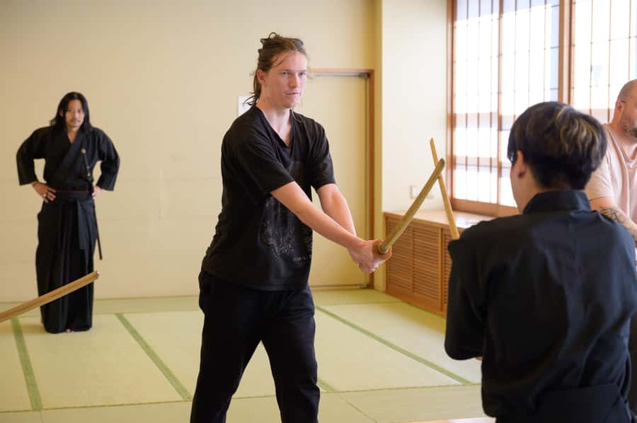 Tokyo: Samurai Adventure! Authentic Sword Experience - Private vs Public Course: Pick the Class That Matches Your Comfort Level