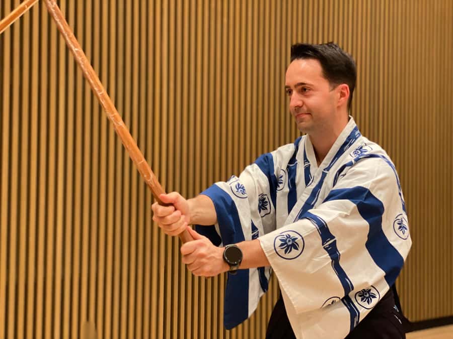 Tokyo: Samurai Experience with a real sword - Zarei Etiquette and Shiden-ryu Iai Instruction