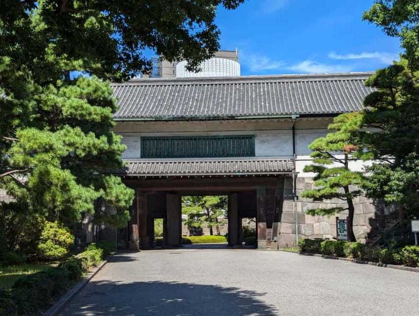 Tokyo: Samurai History Walking Tour - Taira no Masakado’s Grave: The Samurai Story Before It Was Famous
