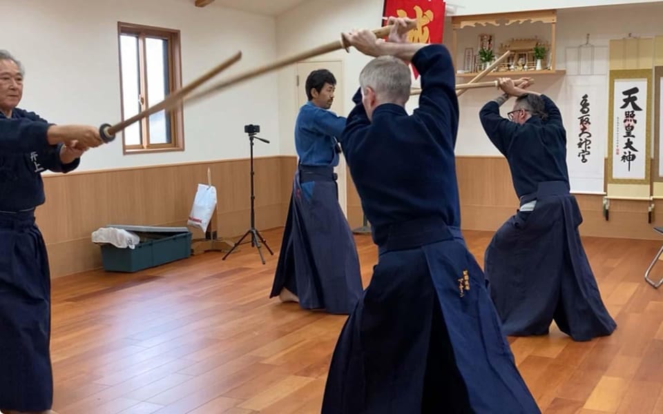 Tokyo: Samurai Sword Academy in the Hometown of Last Samurai - The 2-hour structure: start slow, learn posture, then build up