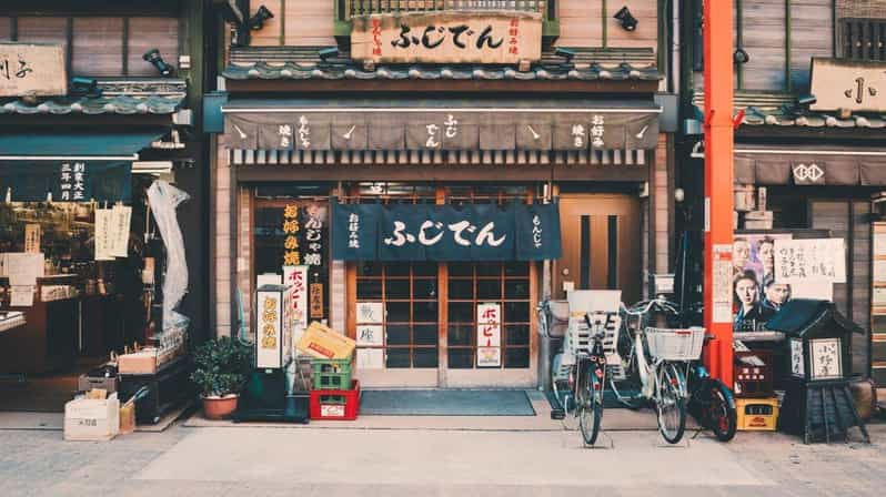 Tokyo Shibuya Walking tour With A Guide - Why Shibuya feels easier when you have a guide