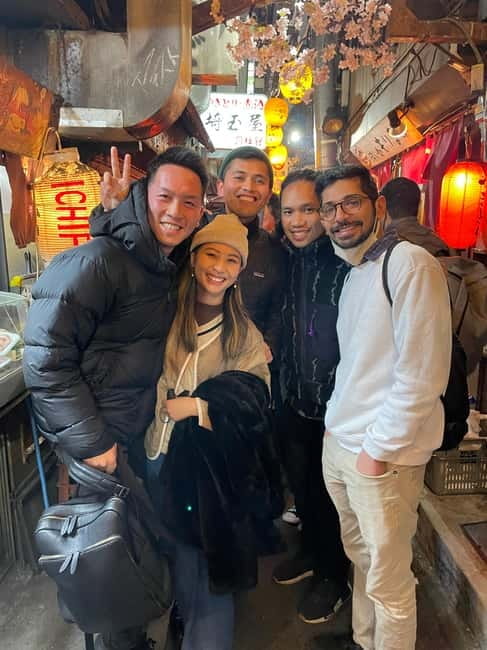 Tokyo: Shinjuku Bar and Izakaya Hopping Tour - Your guide matters more than you think