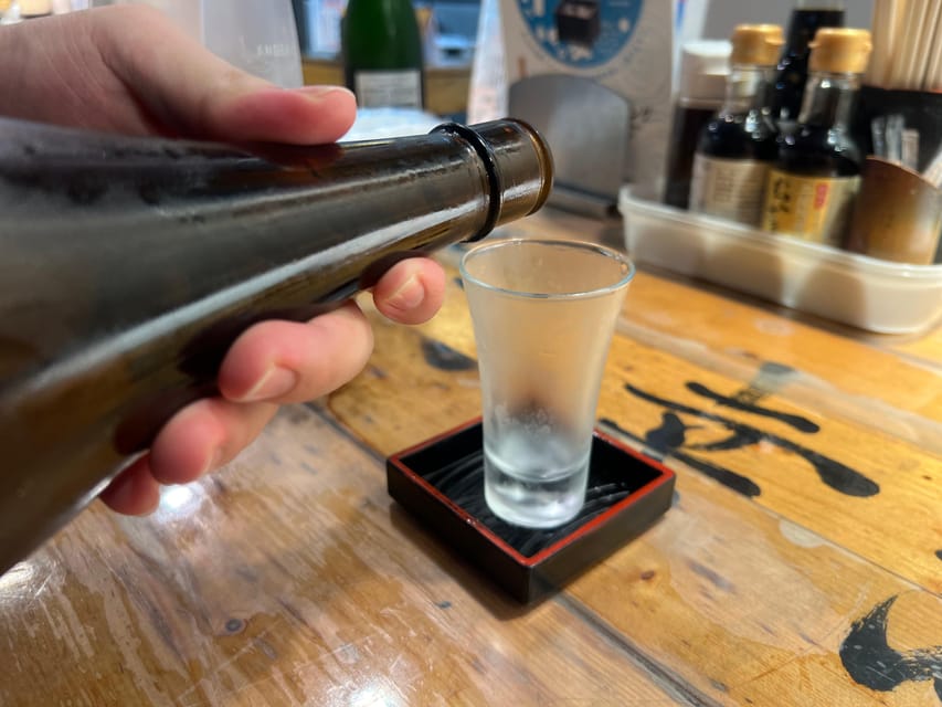 Tokyo: Shinjuku Food Tour (15 Dishes and 4 Eateries) - Key things that make this tour work